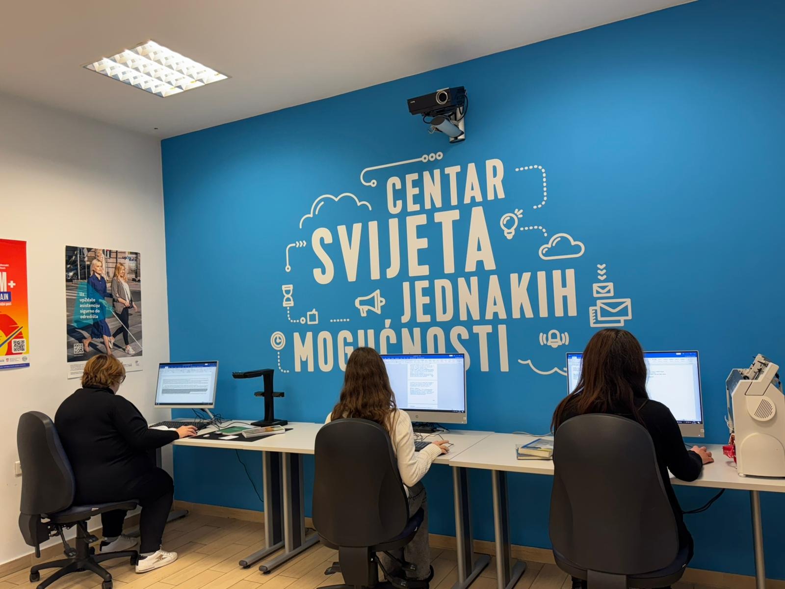 Rad zaposlenika na prilagodbi nastavnih sadržaja